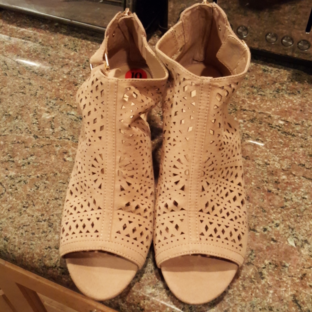 Unisa open toes sandal